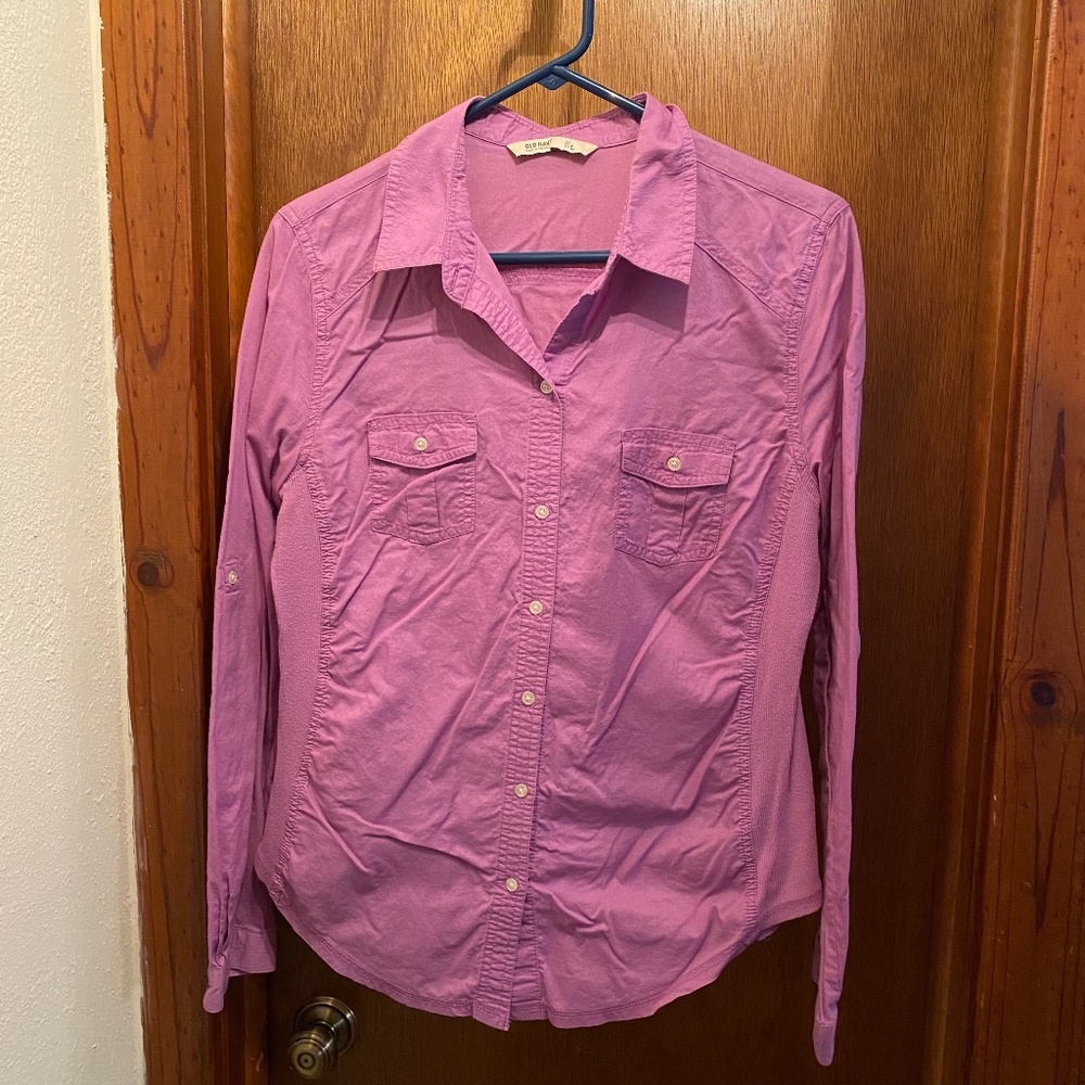 EUC Old Navy lavender button-up shirt, size L